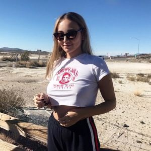 Meet your Posher, Natalie